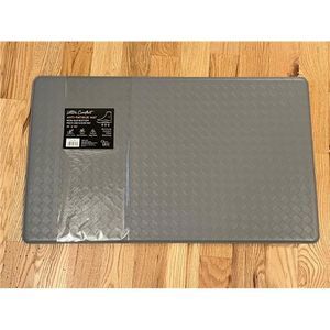 18 & 30 in. Anti-Fatigue Embossed Mat, Silver